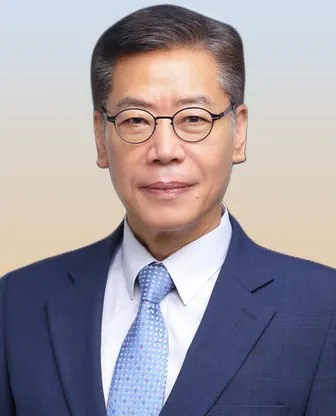 김용빈 총괄변호사 프로필 사진